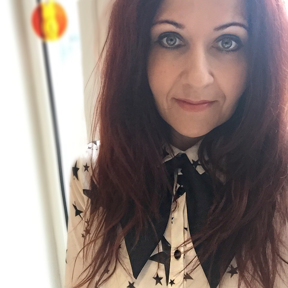 always a blue sky girl star print h&m shirt ootd 