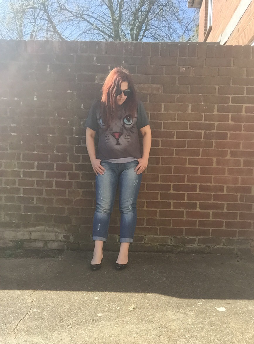 topshop tee and boyfriend jeans look via Always a Blue Sky Girl blog