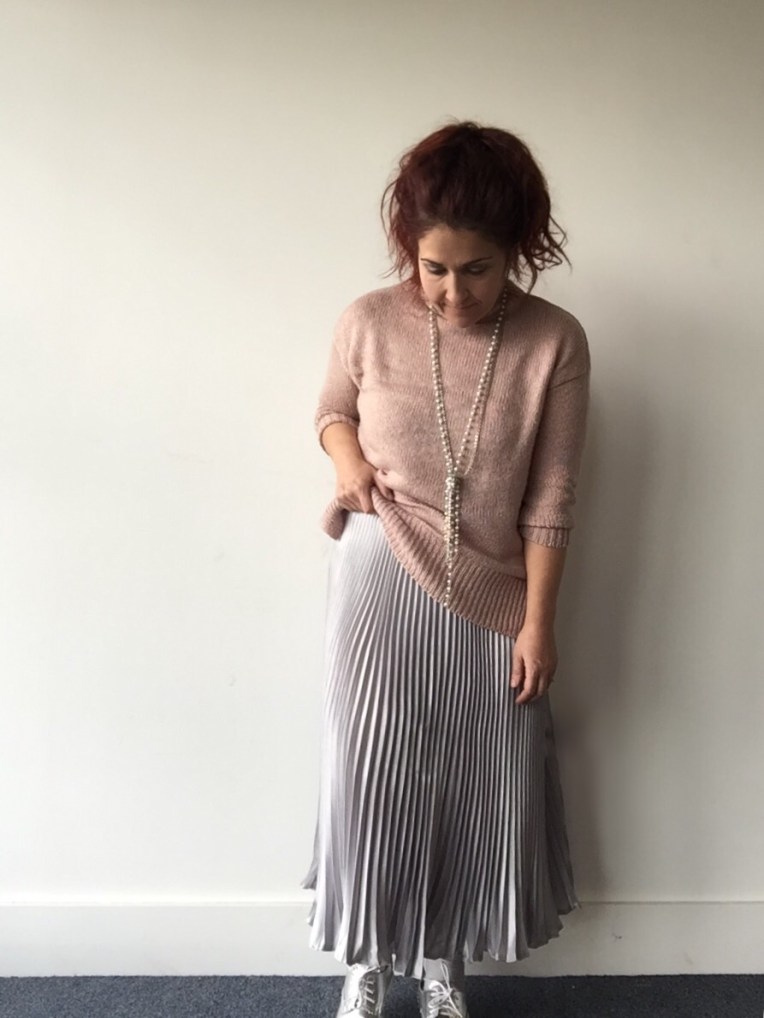 Pretty in pink New Look jumper - Blueskygirlie aka Always a Blue Sky Girl blog fashion blogger