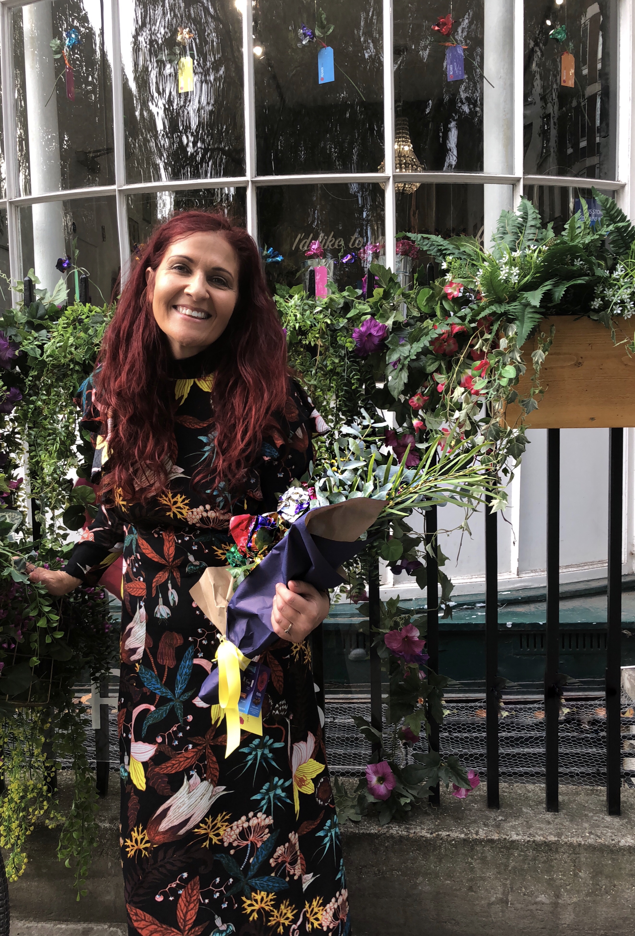 Cadburys Roses Thanks a Bunch Another Way to Say Thank you 80th chocolate pop up event